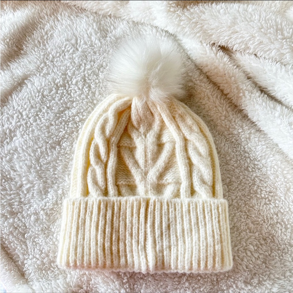 American Eagle Pom Beanie